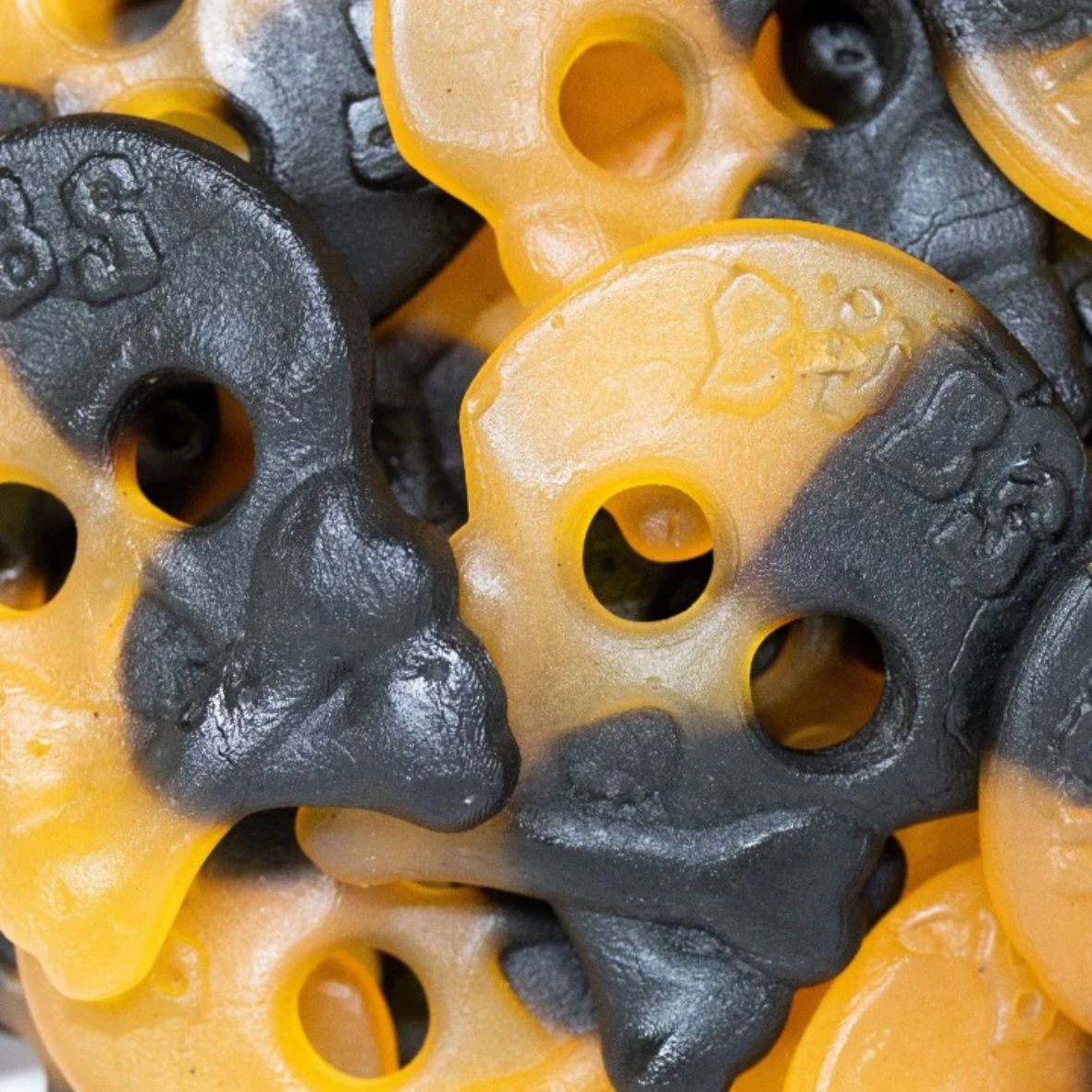 Bubs - Orange Liquorice Skulls *